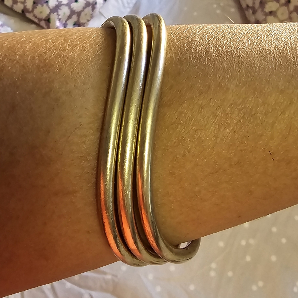 Bracelets - Picture 4 of 4